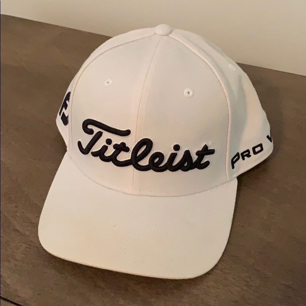 Titleist white adjustable snap back hat